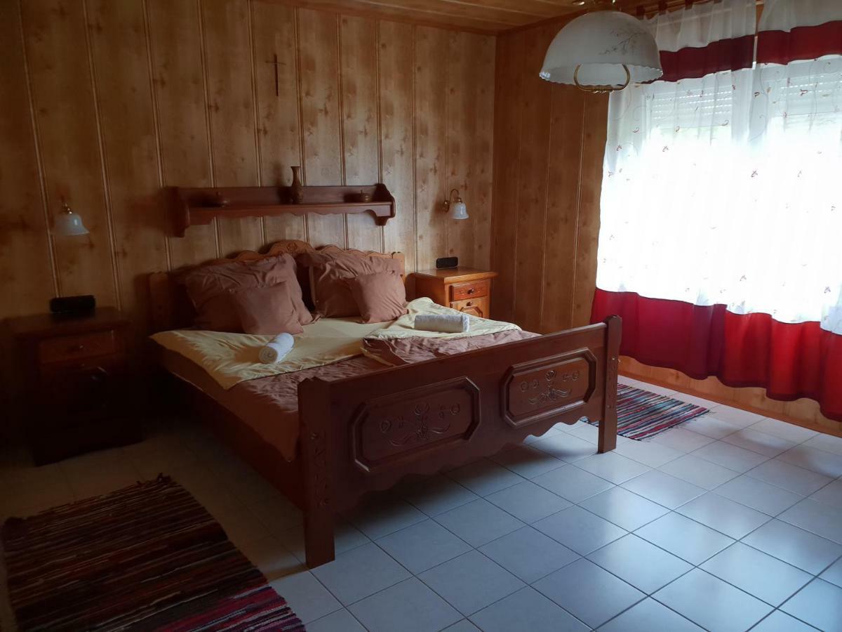 Kerka-Voelgyi Vendeghaz Hotell Kerkaszentkirály Eksteriør bilde